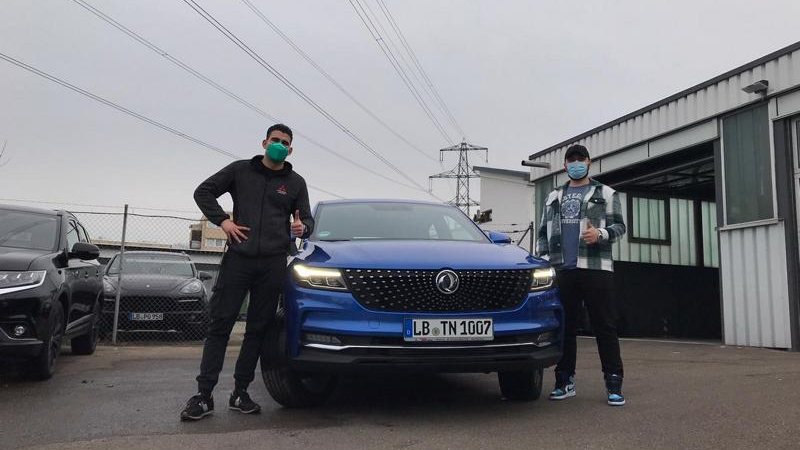 Bild zu Ein erster glücklicher Fengon-Kunde!